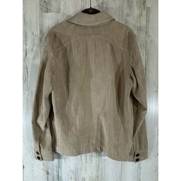 Chicos Faux Suede Jacket Size 1 Medium Tan Soft Button Placket Faux Pockets READ - Picture 2 of 11
